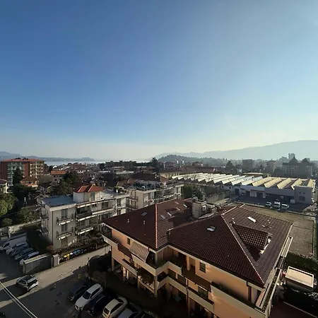 Apartman Attico Vista Lago, Relax & Wi-fi
