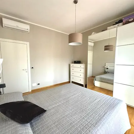 Attico Vista Lago, Relax & Wi-fi * Intra