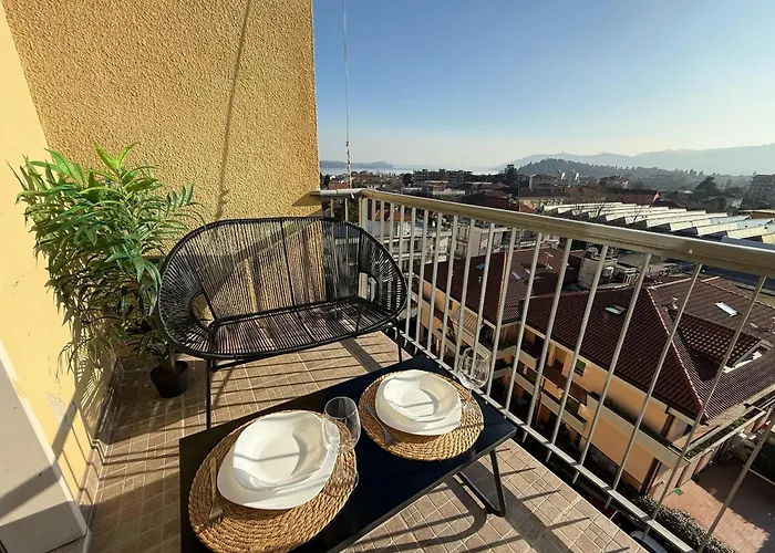 Attico Vista Lago, Relax & Wi-fi Intra