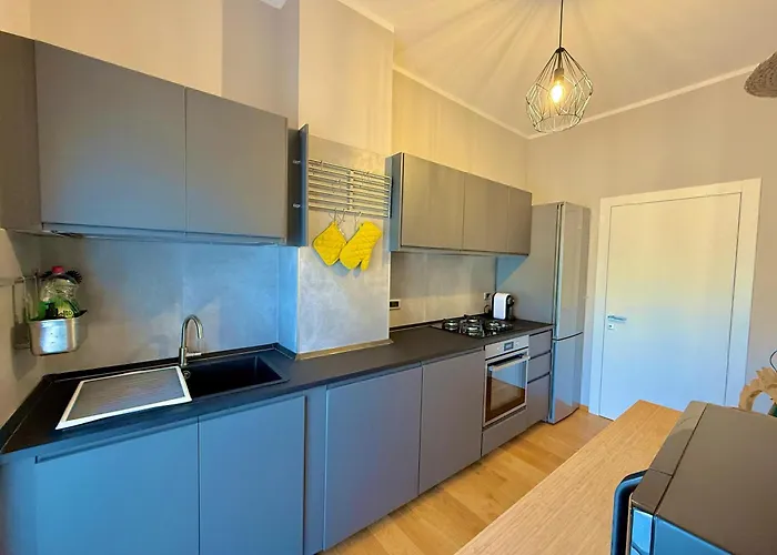 Διαμέρισμα Attico Vista Lago, Relax & Wi-fi Intra